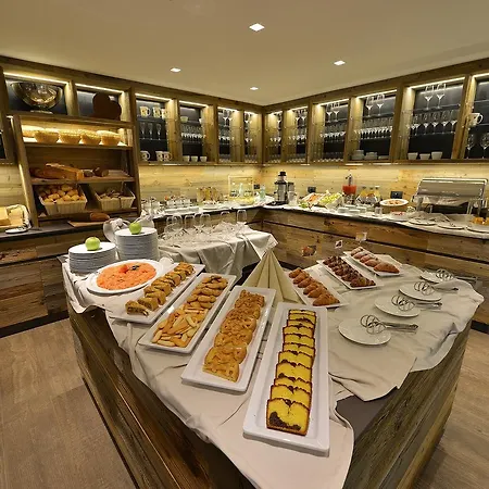 Sporting Family Hospitality 4*